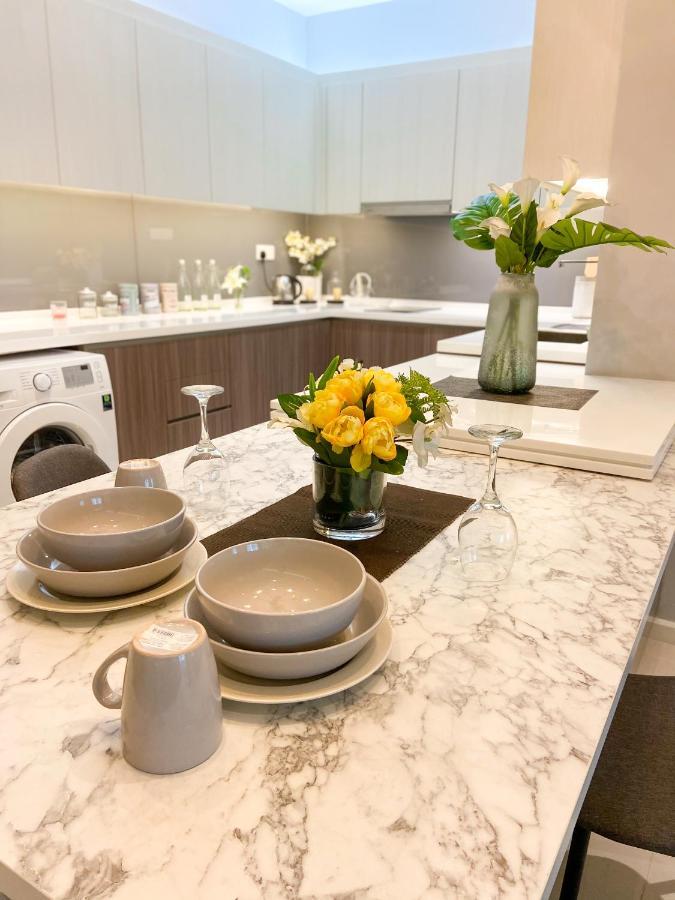 Suasana Residence By Nest Home Джохор-Бару Екстер'єр фото