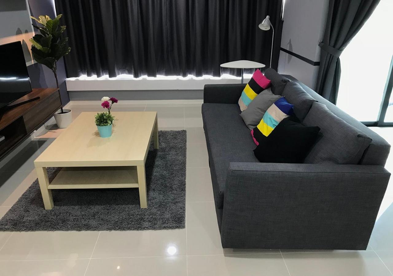 Suasana Residence By Nest Home Джохор-Бару Екстер'єр фото